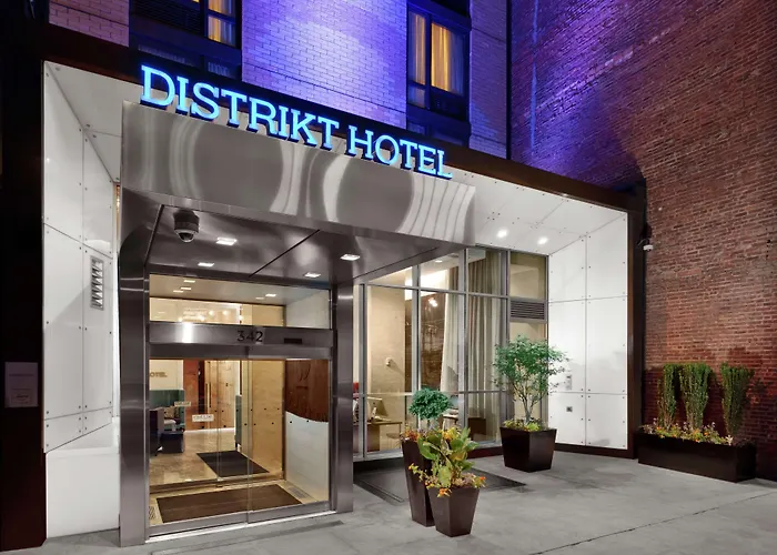 Distrikt City, Tapestry Collection By Hilton